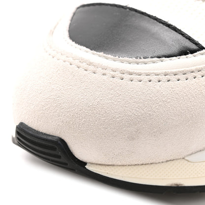 Chanel Mixed Fibers Suede Shiny Calfskin Womens CC Sneakers 39 White 10 of 15