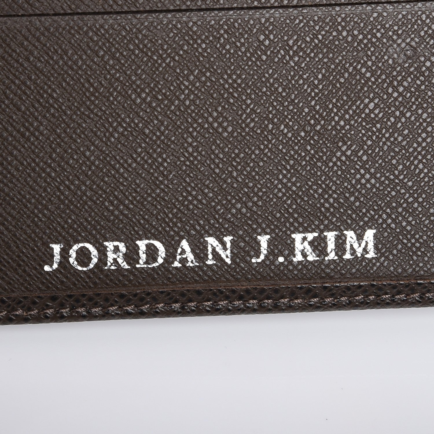 Louis Vuitton Taiga Youri Wallet Grizzli 7 of 7