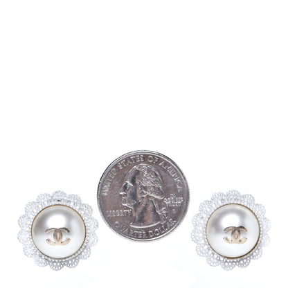 Chanel Pearl CC Round Earrings Light Gold 2 of 4