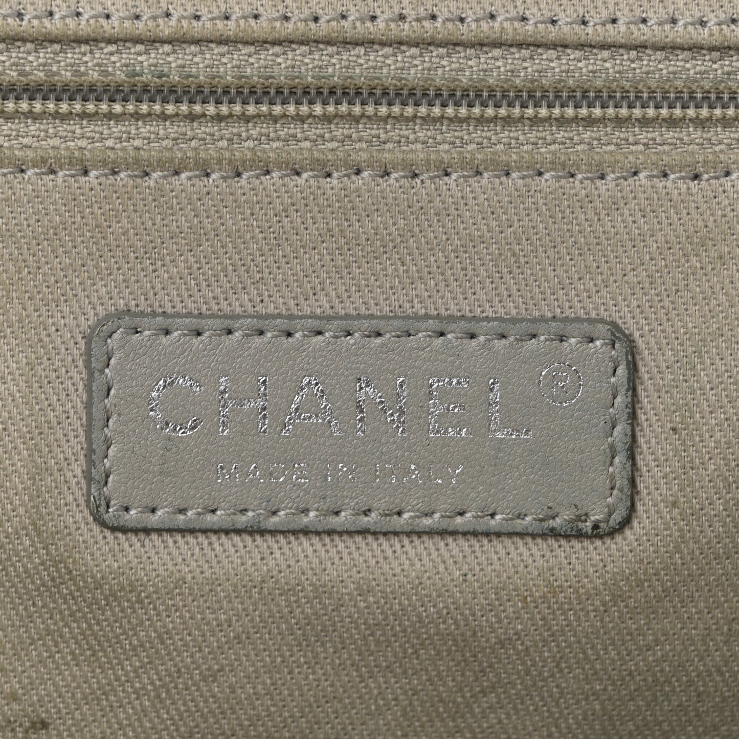 Caviar Quilted Jumbo Easy Flap Black