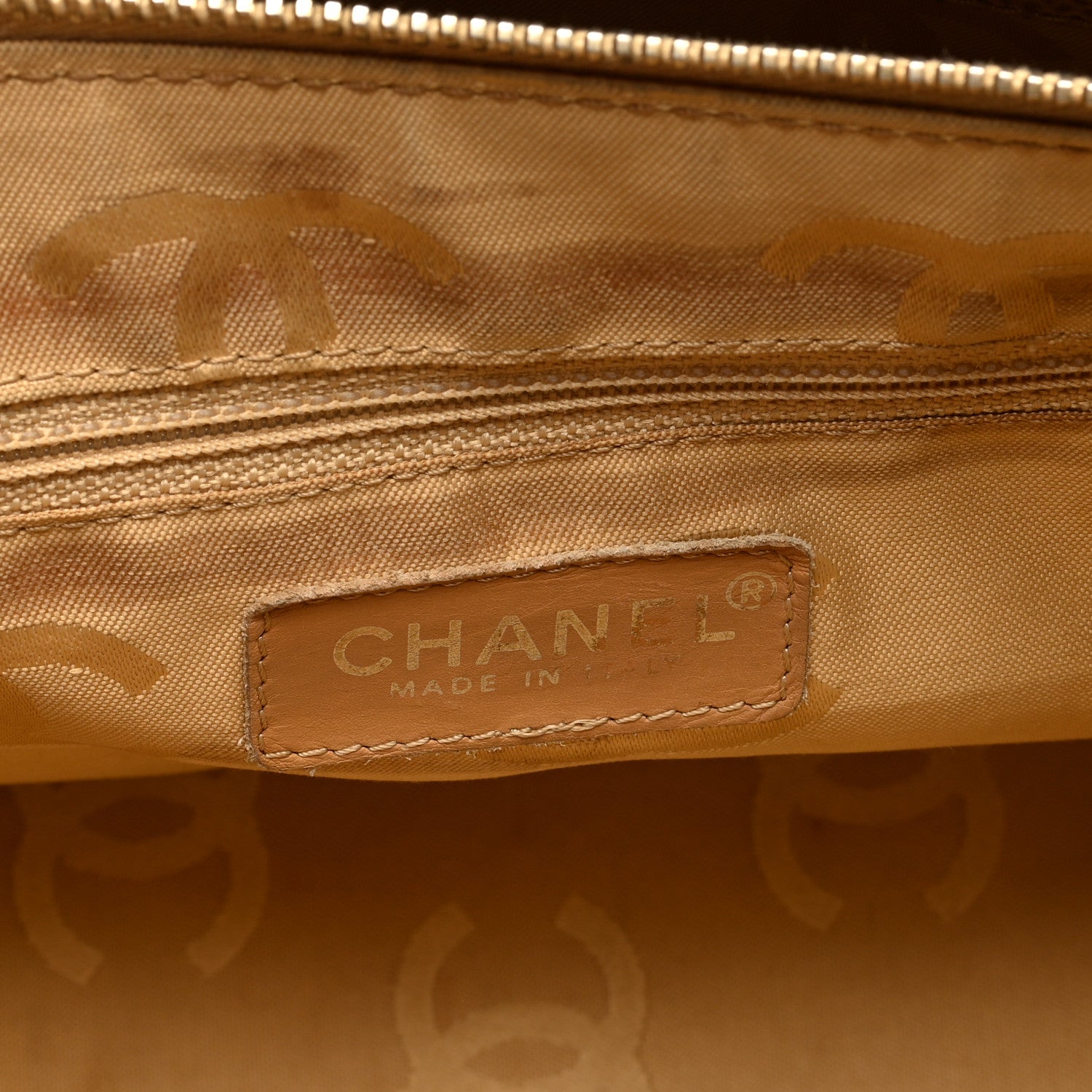 Chanel Caviar CC Shoulder Bag Beige 6 of 11