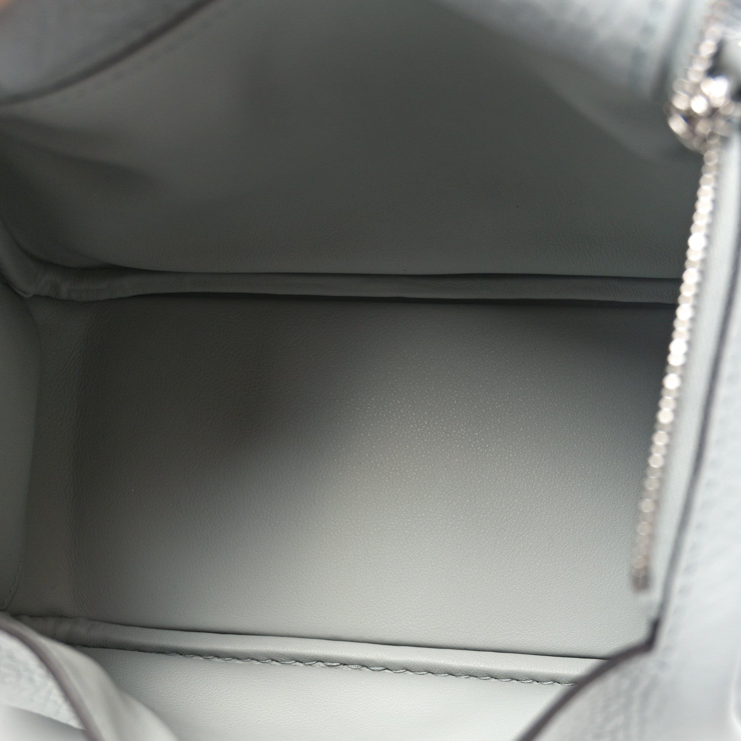 Hermes Taurillon Clemence Mini Lindy 20 Bleu Glacier 5 of 10