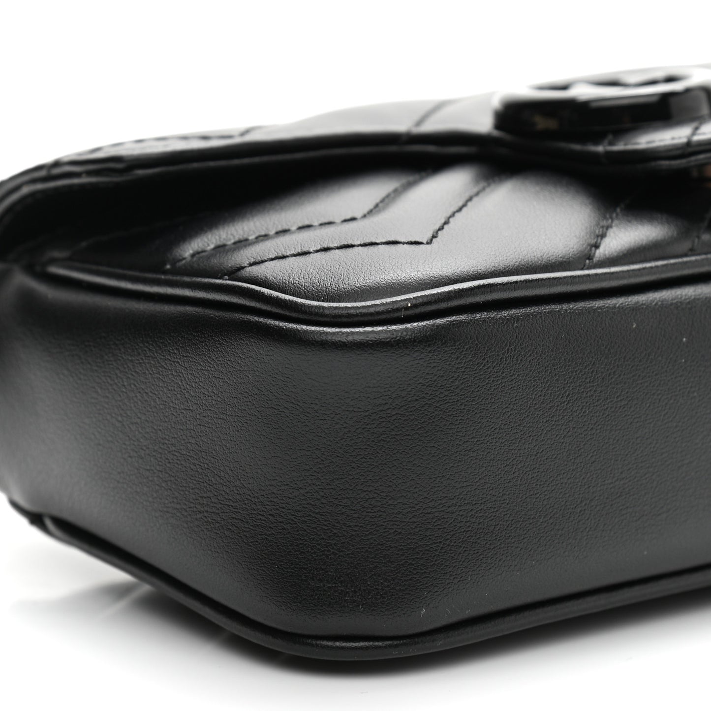 Calfskin Matelasse Monochrome GG Marmont Chain Belt Bag Black