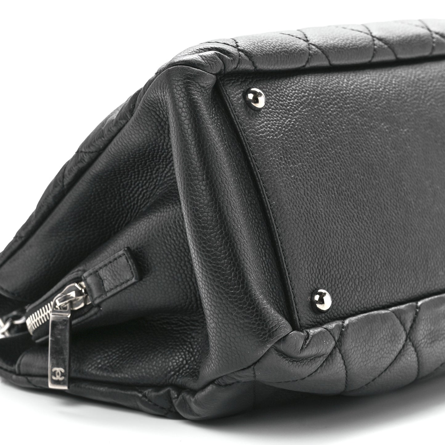 Caviar Quilted Timeless CC Soft Tote Black