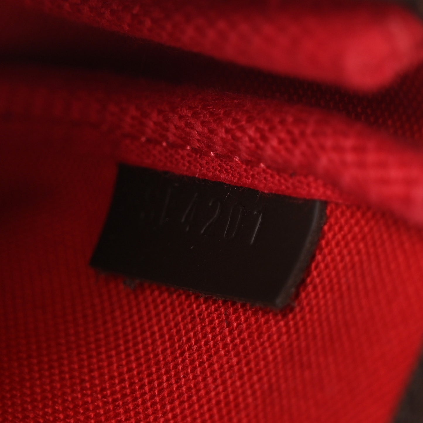 Damier Ebene Mini Pochette Accessories
