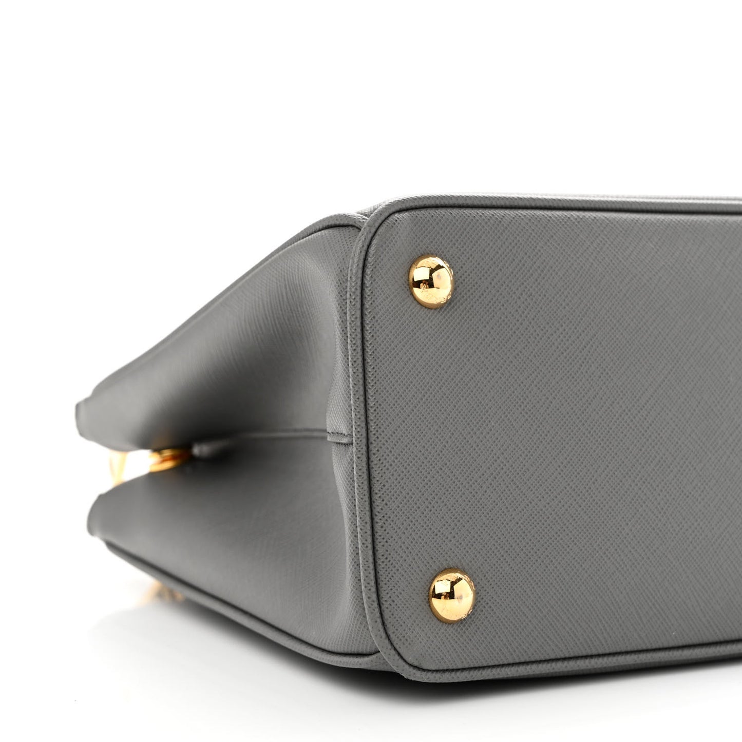 Saffiano Medium Galleria Double Zip Tote