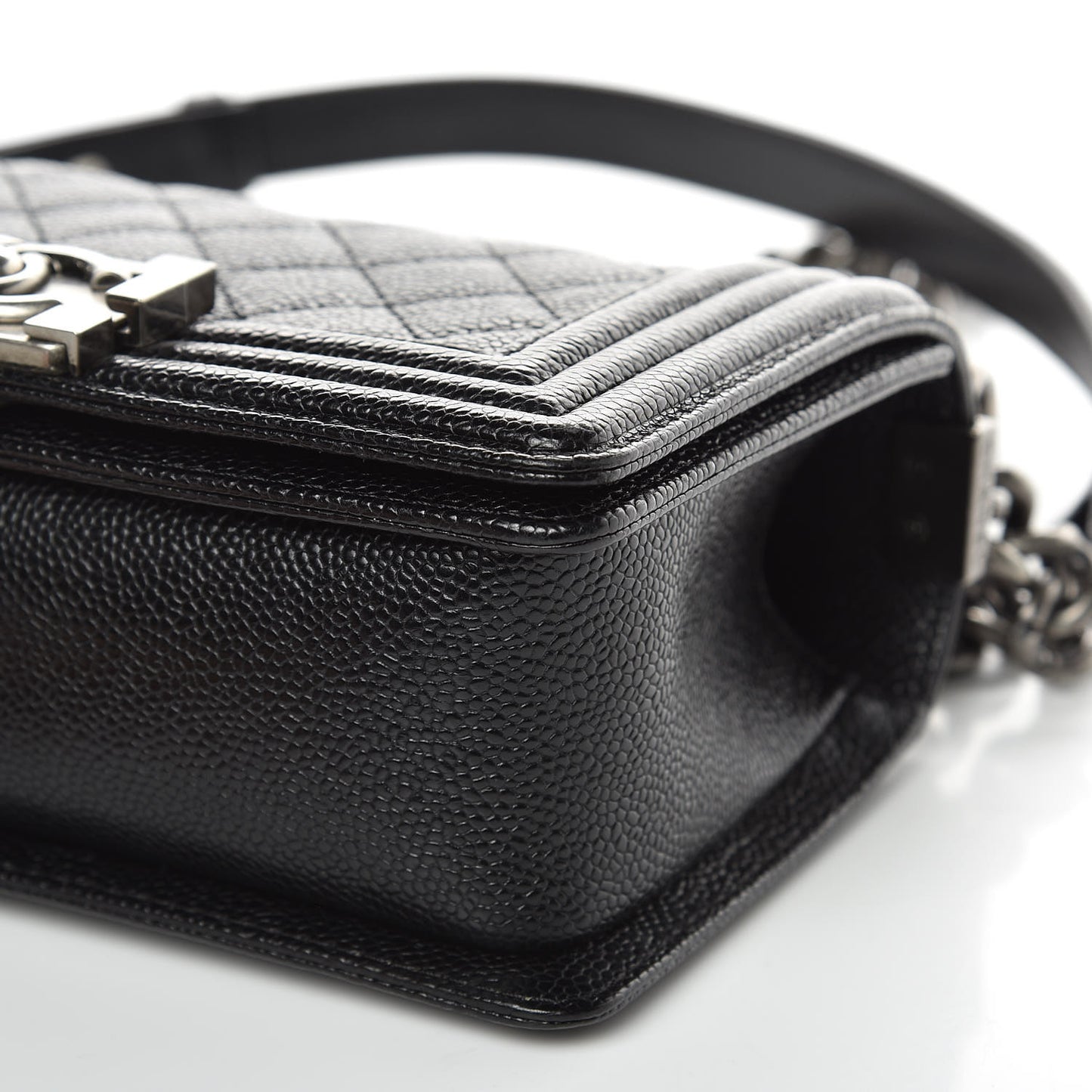 Caviar Quilted Small Boy Flap Black