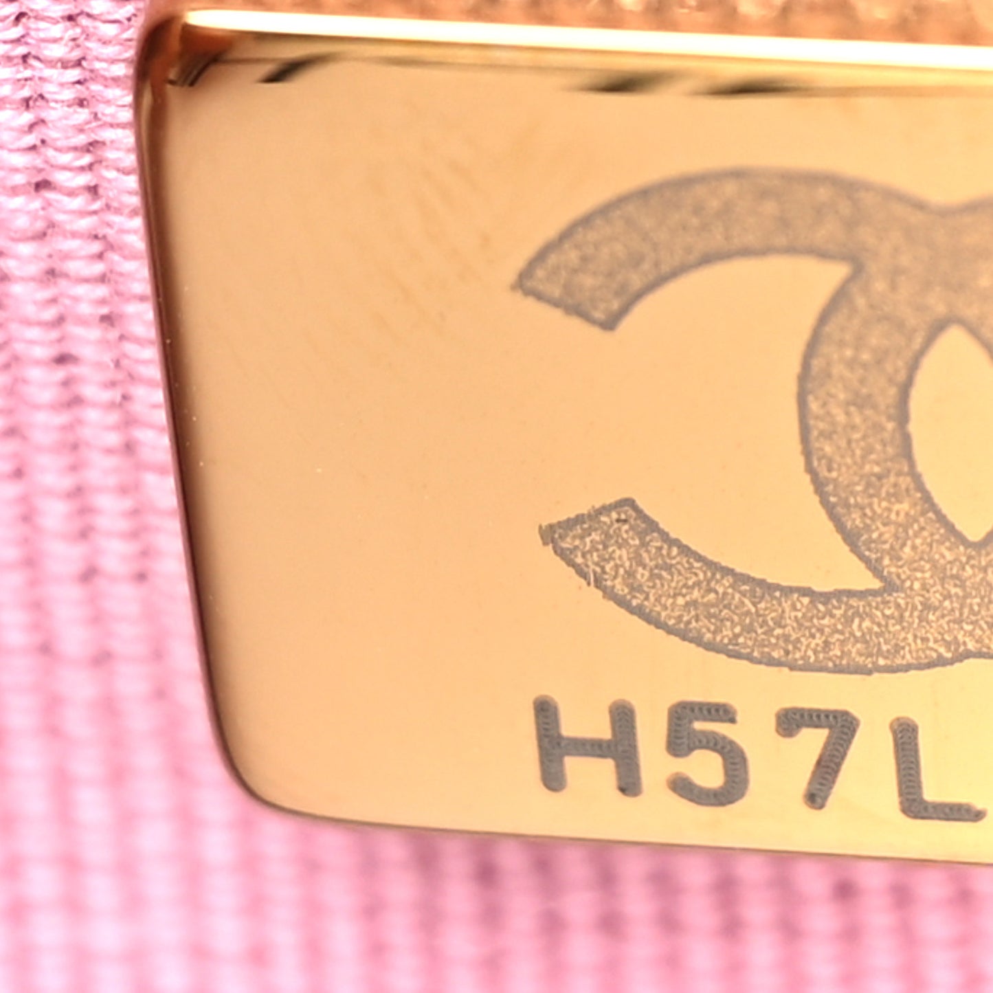 Caviar Quilted Wallet on Chain WOC Light Pink