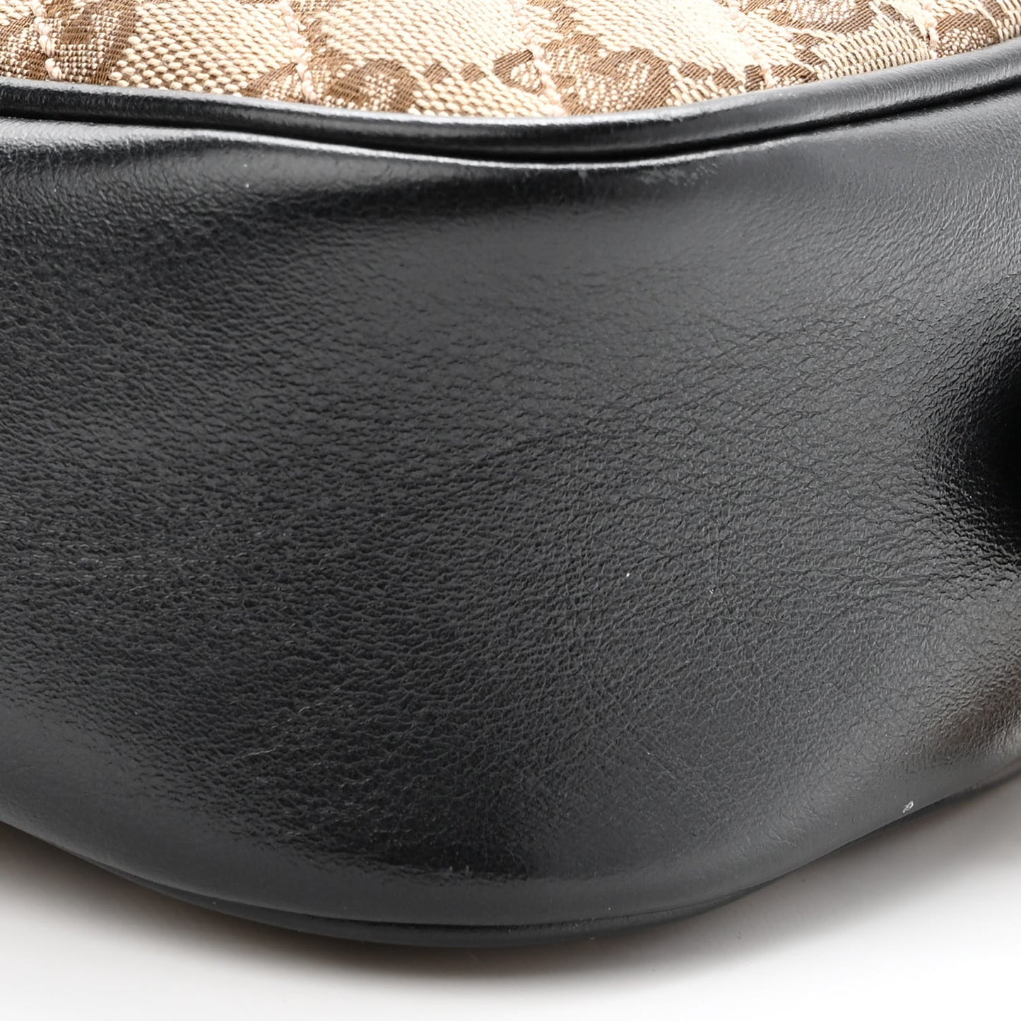 Monogram Matelasse Diagonal Small GG Marmont Chain Shoulder Bag Beige Black