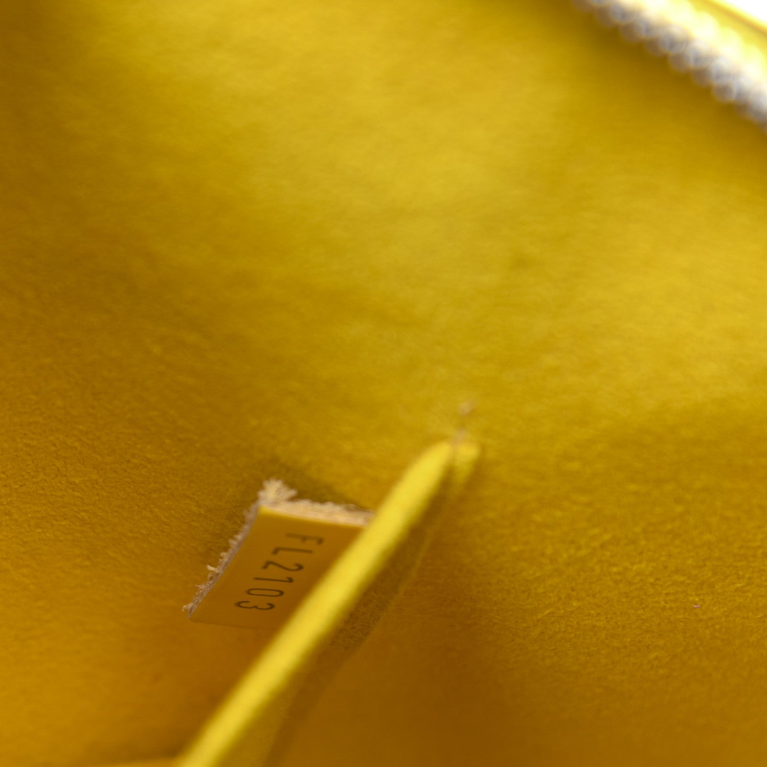Louis Vuitton Epi Alma BB Citron 9 of 35