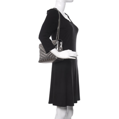 Saint Laurent Metallic Calfskin Y Quilted Monogram Small Loulou Chain Satchel Acciaio 2 of 13