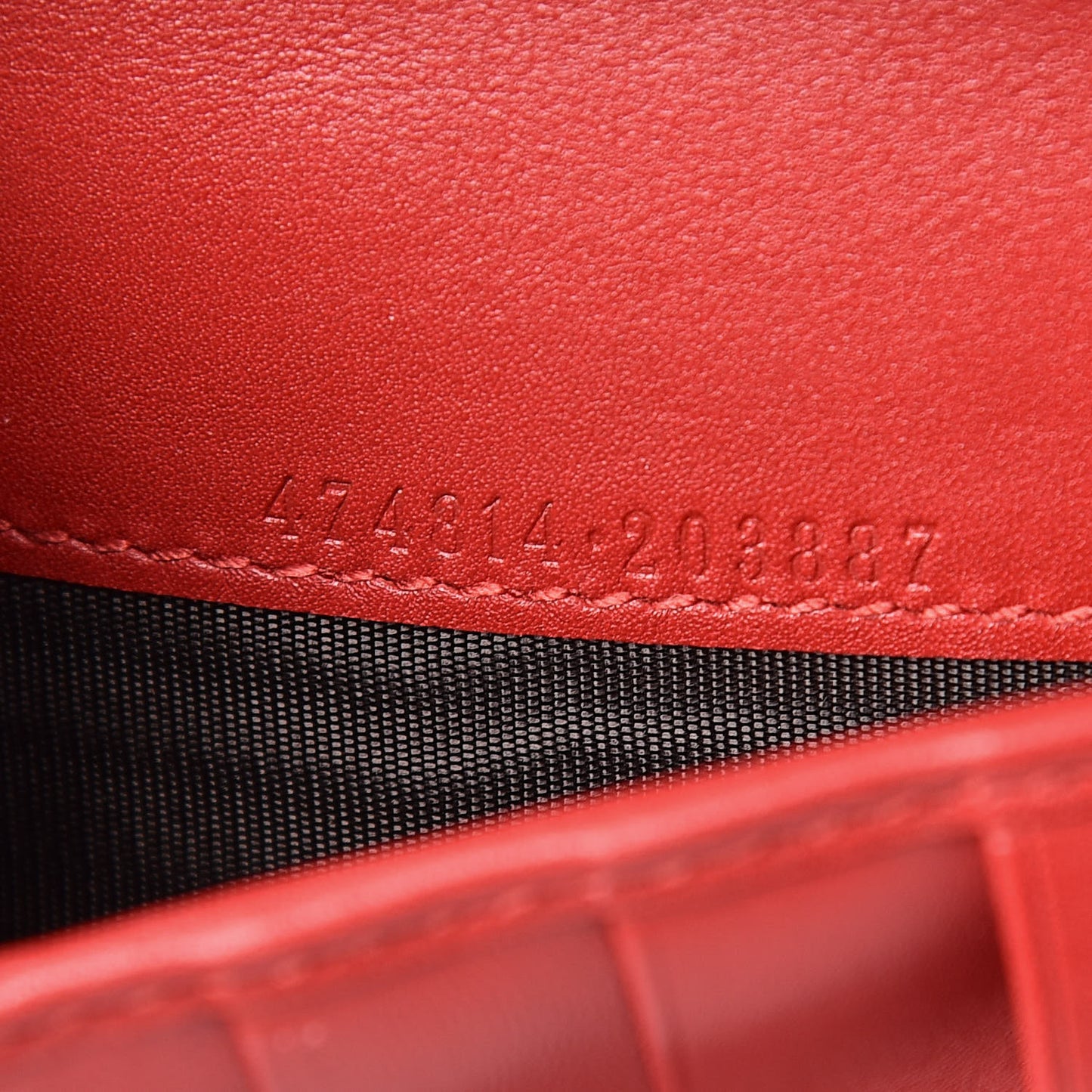 Calfskin Matelasse GG Marmont Zip Around Organizer Wallet Hibiscus Red