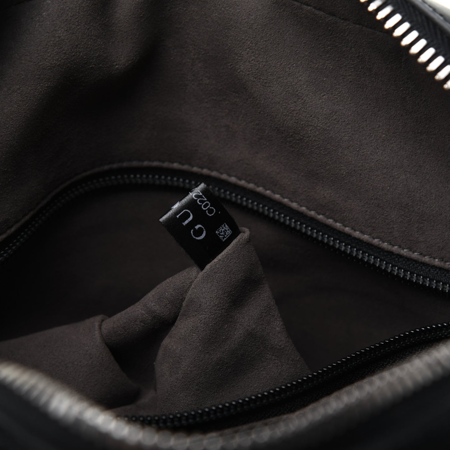 GG Supreme Monogram Flat Messenger Bag Black