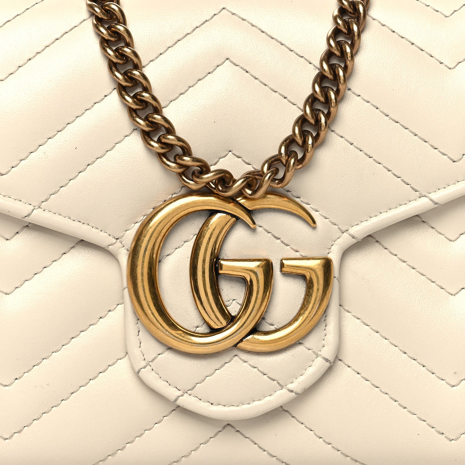 Gucci Calfskin Matelasse GG Marmont Chain Wallet Mystic White 8 of 12