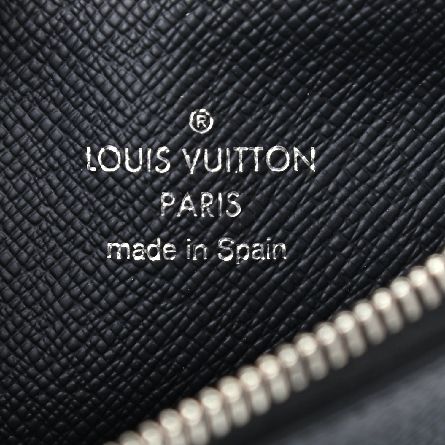 Louis Vuitton Damier Graphite Taiga Coin Card Holder 5 of 5