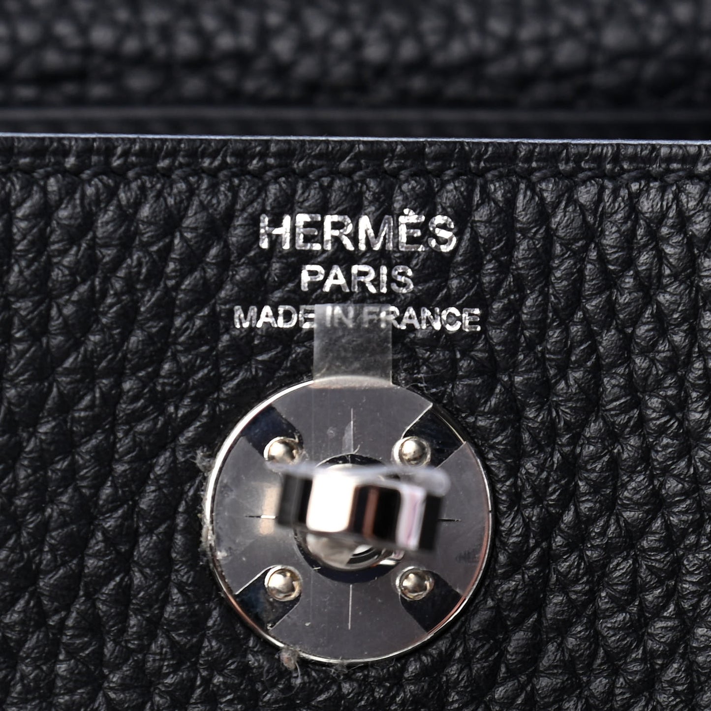 Taurillon Clemence Mini Lindy 20 Black