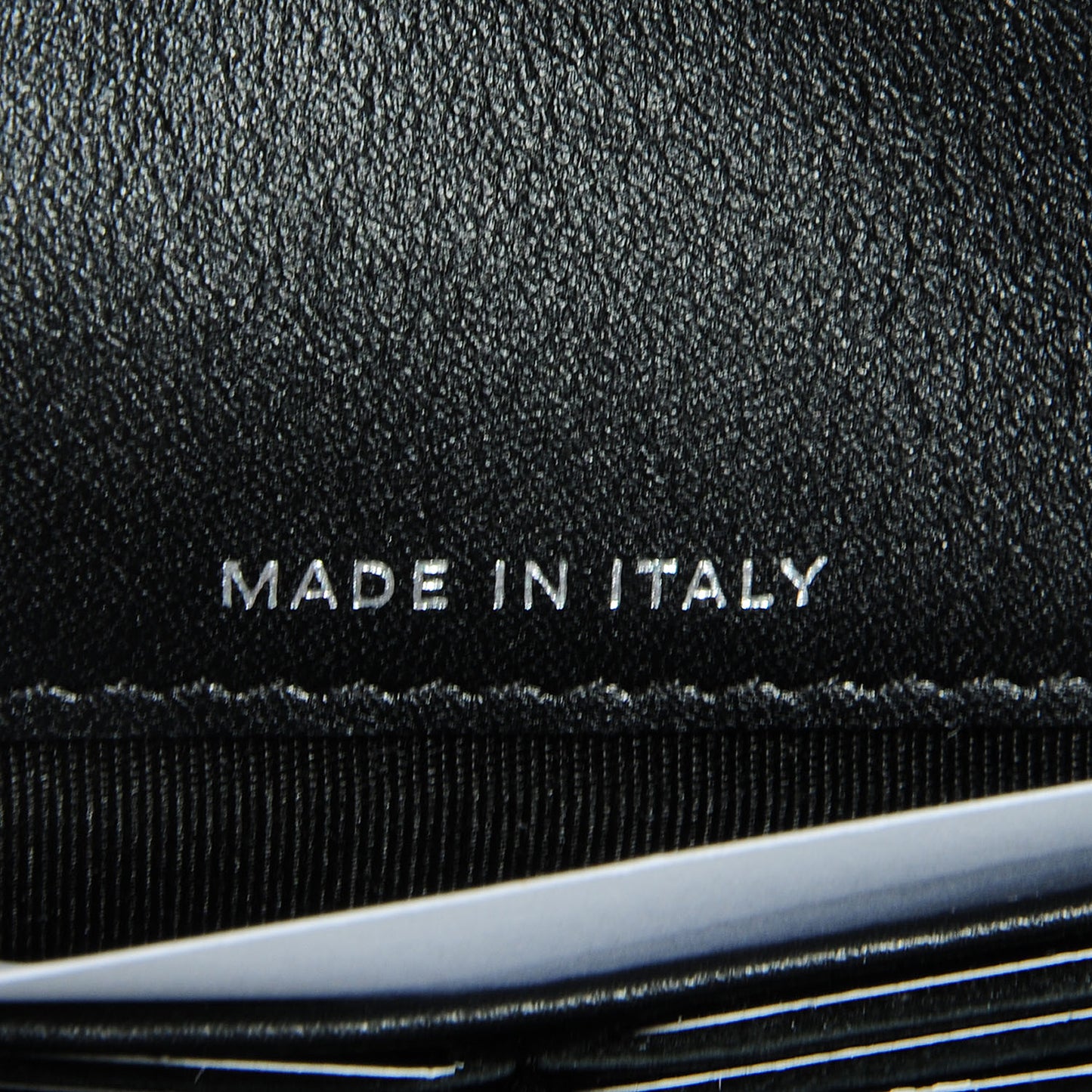 Caviar Large Gusset Flap Wallet Black