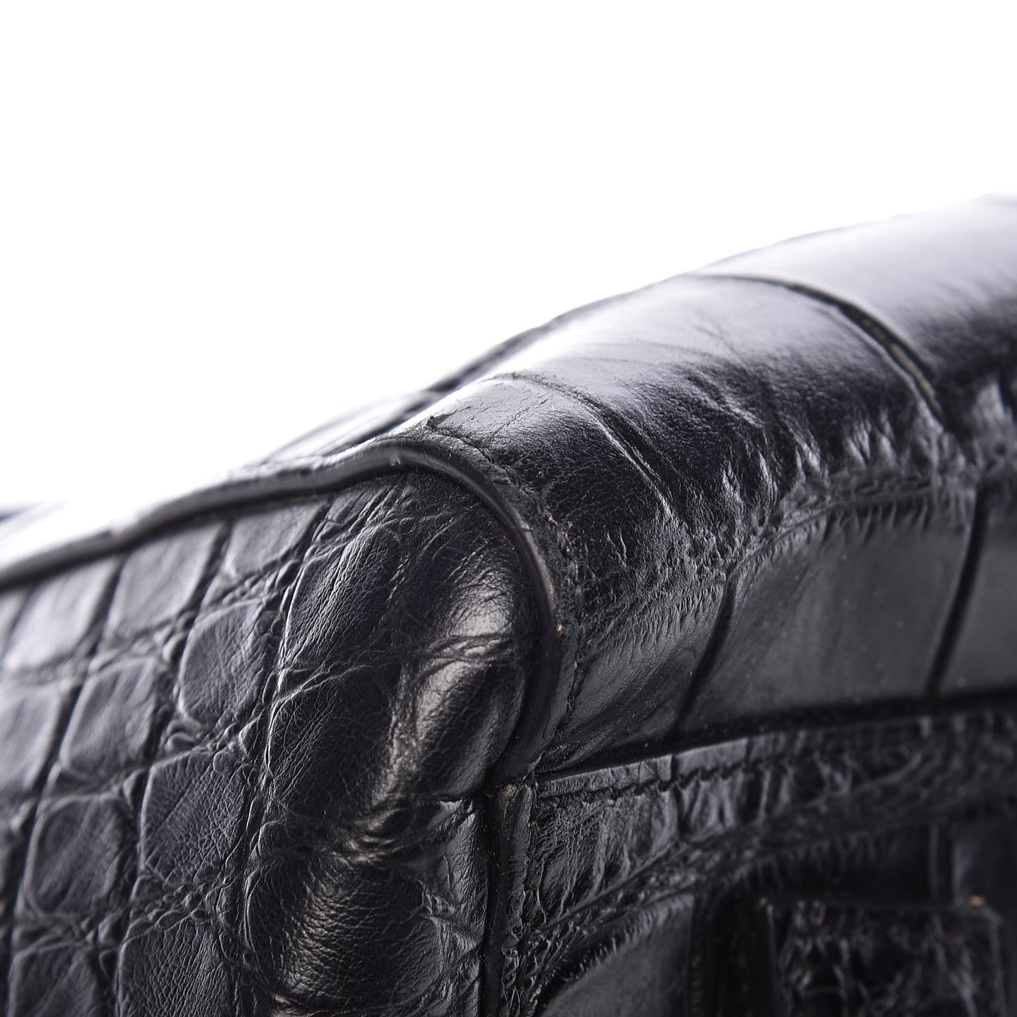 Calfskin Crocodile Embossed Medium Antigona Black