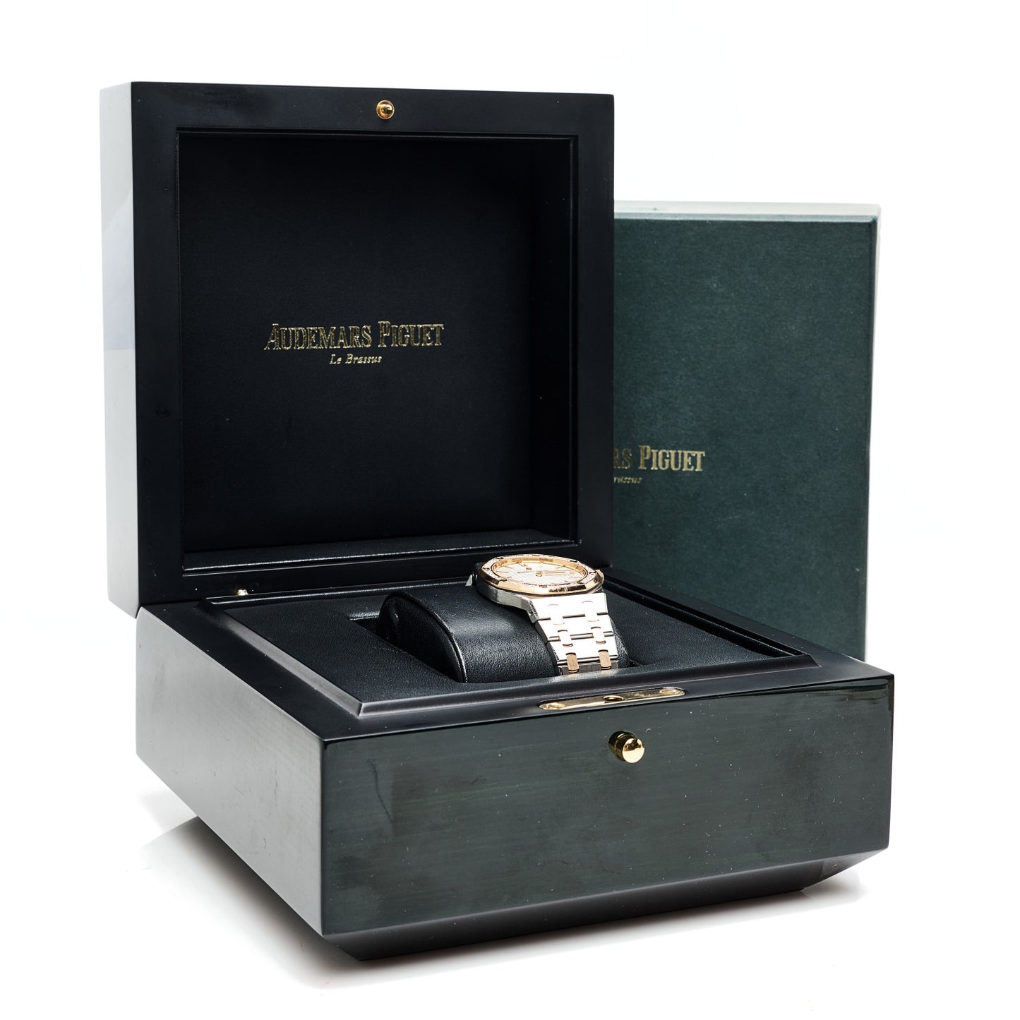 Stainless Steel 18K Rose Gold Diamond 33mm Royal Oak Quartz Watch White 67651SR.ZZ.1261SR.01
