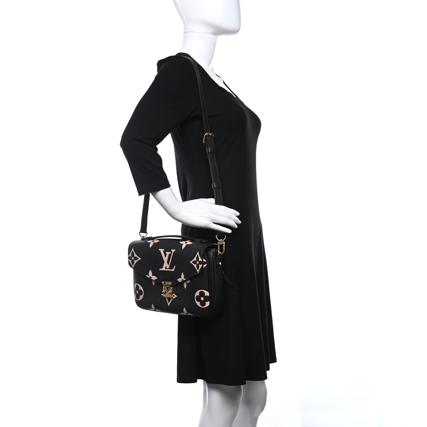 Empreinte Monogram Giant Pochette Metis Black Beige