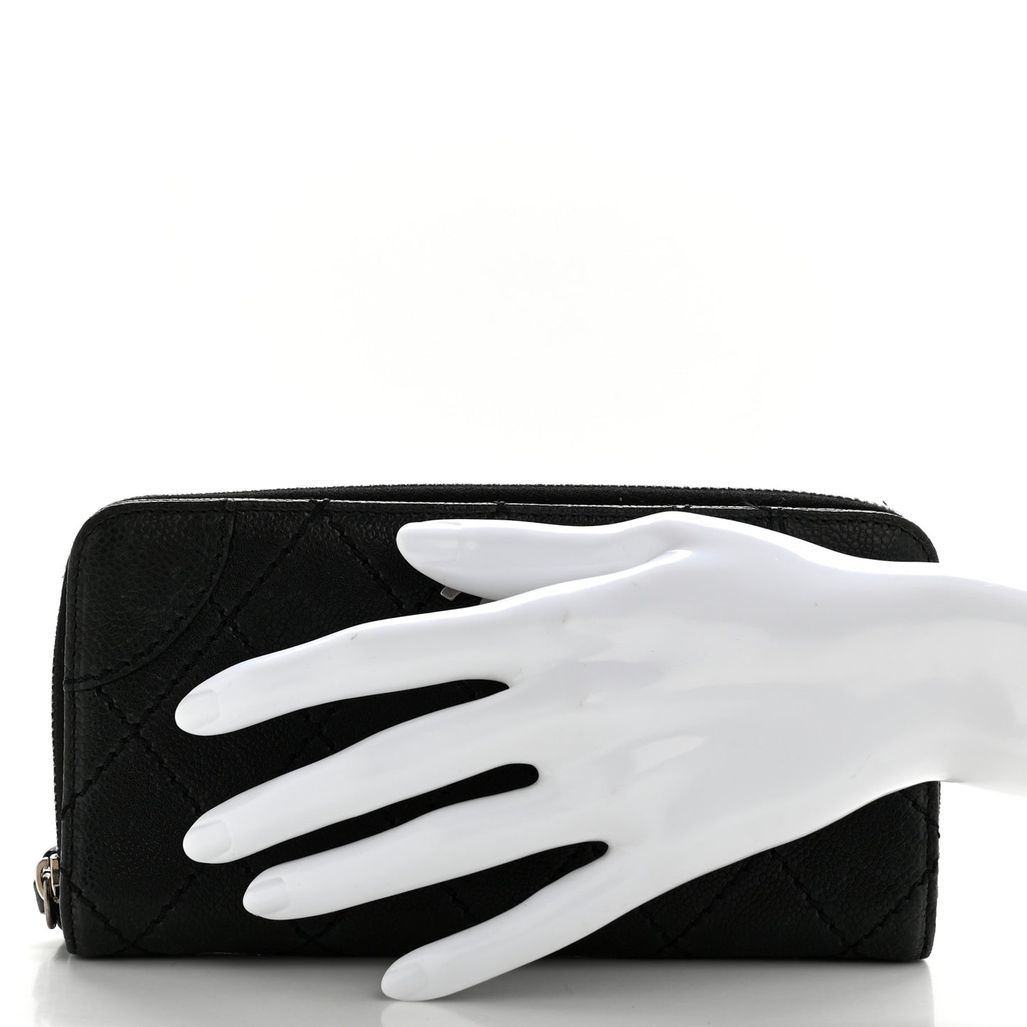 Caviar Quilted Stitched Outdoor Ligne Wallet Black