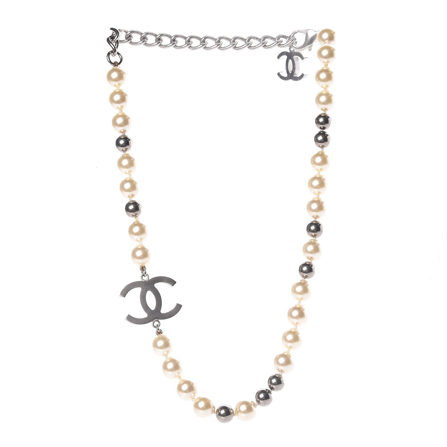 Pearl CC Short Necklace Silver