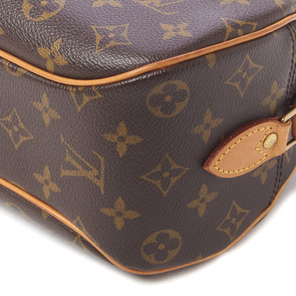 Louis Vuitton Monogram Blois 5 of 8