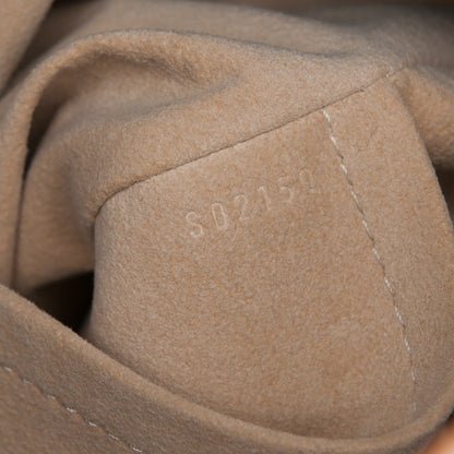 Louis Vuitton Monogram Artsy MM 7 of 7