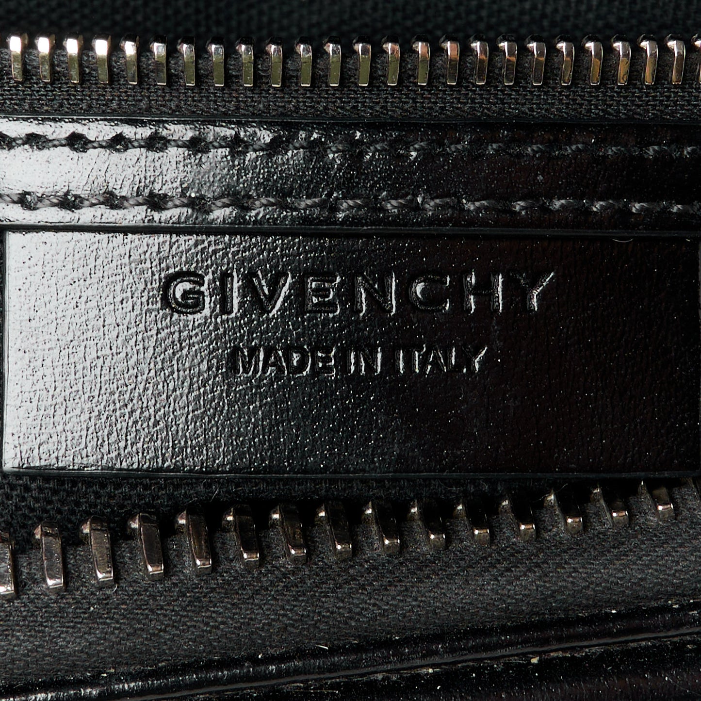 Shiny Lord Calfskin Mini Antigona Black