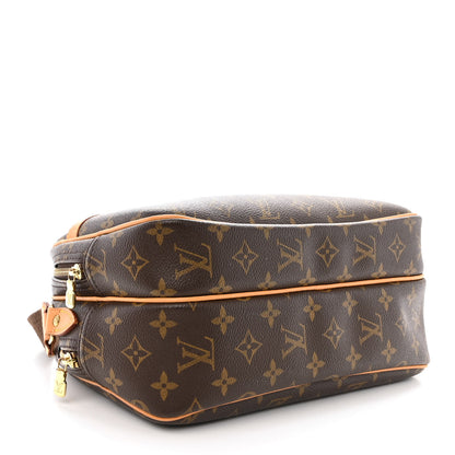 Louis Vuitton Monogram Reporter PM 4 of 17