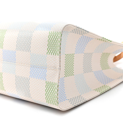 Louis Vuitton Damier Giant Onthego MM Pistachio 9 of 10