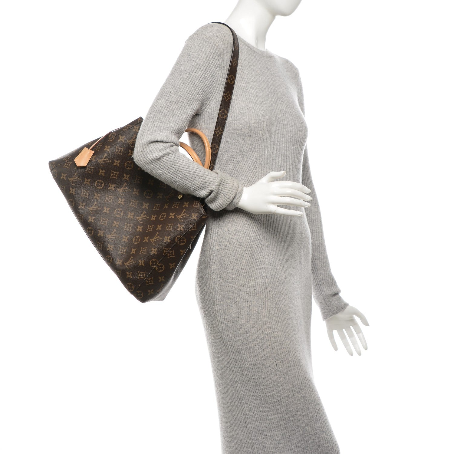 Louis Vuitton Monogram Montaigne GM 2 of 7