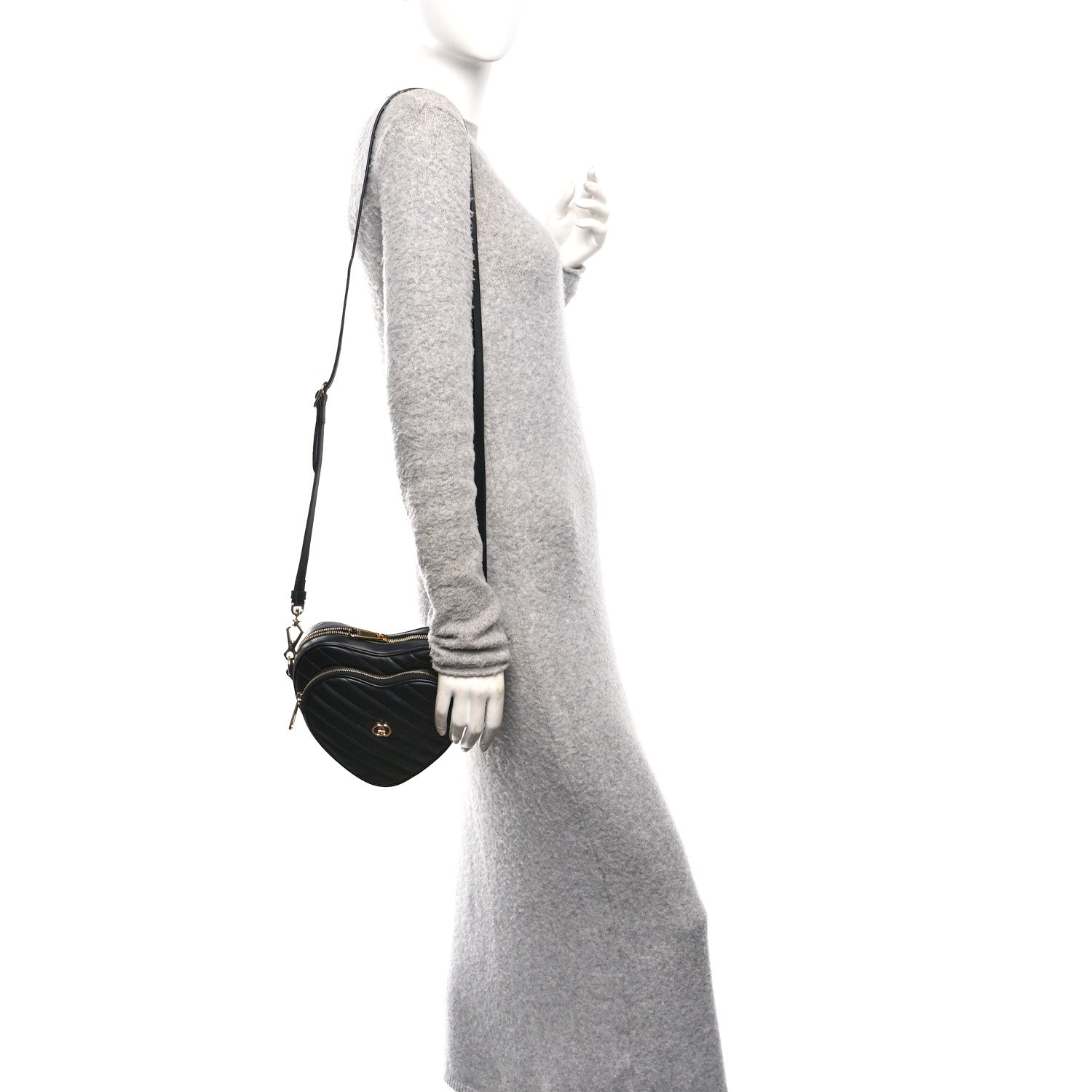 Gucci Calfskin Matelasse Diagonal Mini Interlocking G Heart Shoulder Bag Black 3 of 11
