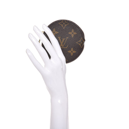 Louis Vuitton Monogram Round Coin Purse 2 of 8