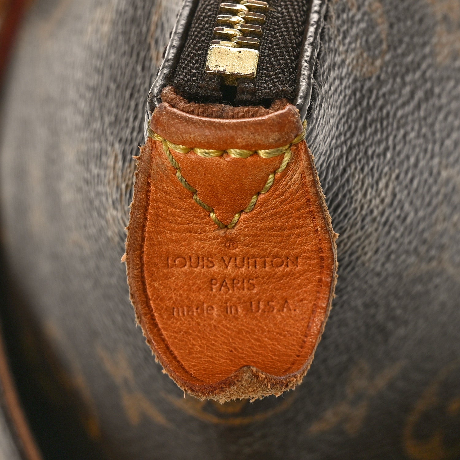 Louis Vuitton Monogram Totally MM 6 of 12