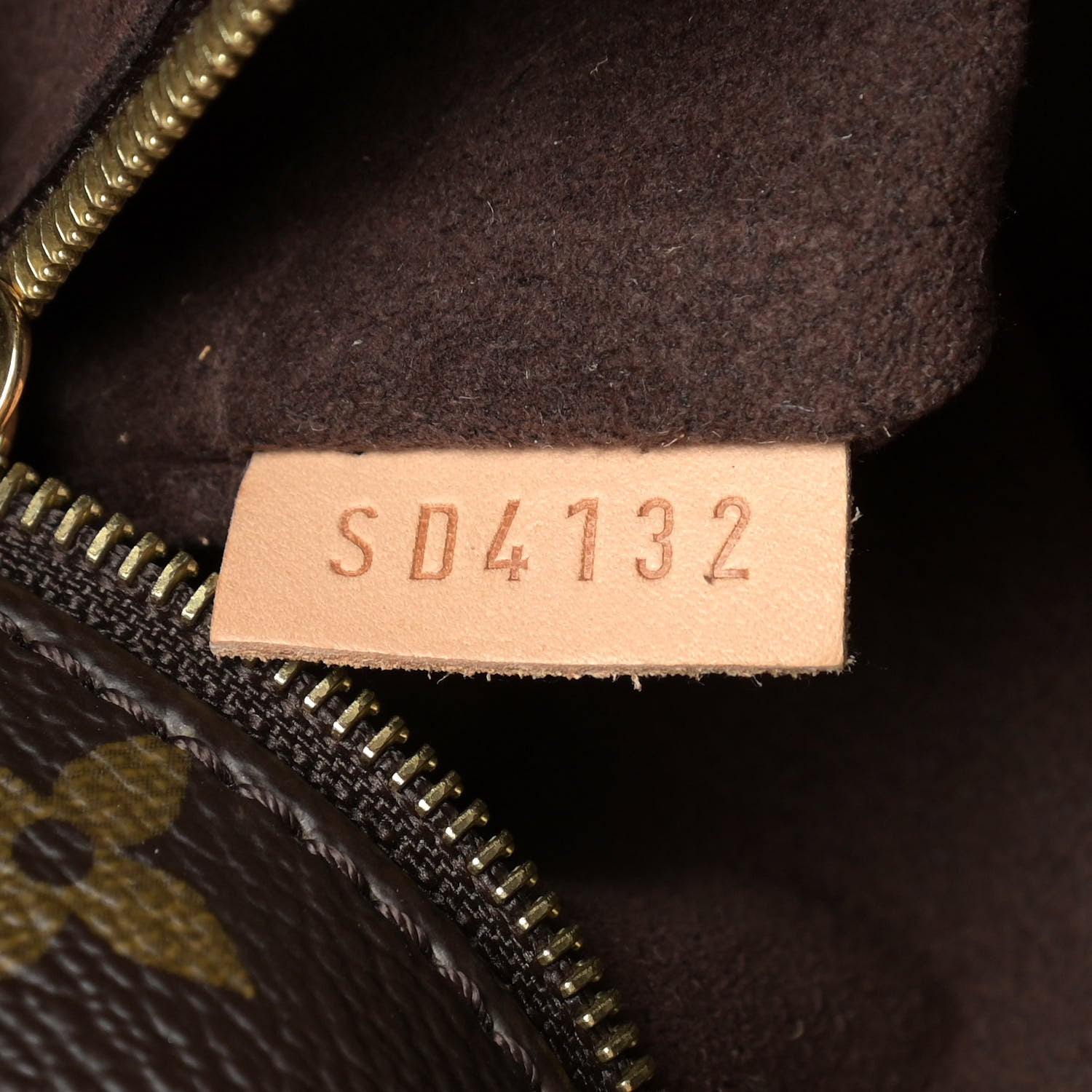 Louis Vuitton Monogram Metis 8 of 15