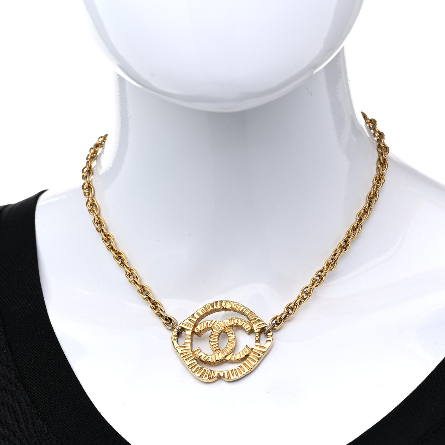 Chanel Metal CC Round Pendant Necklace Gold 2 of 6