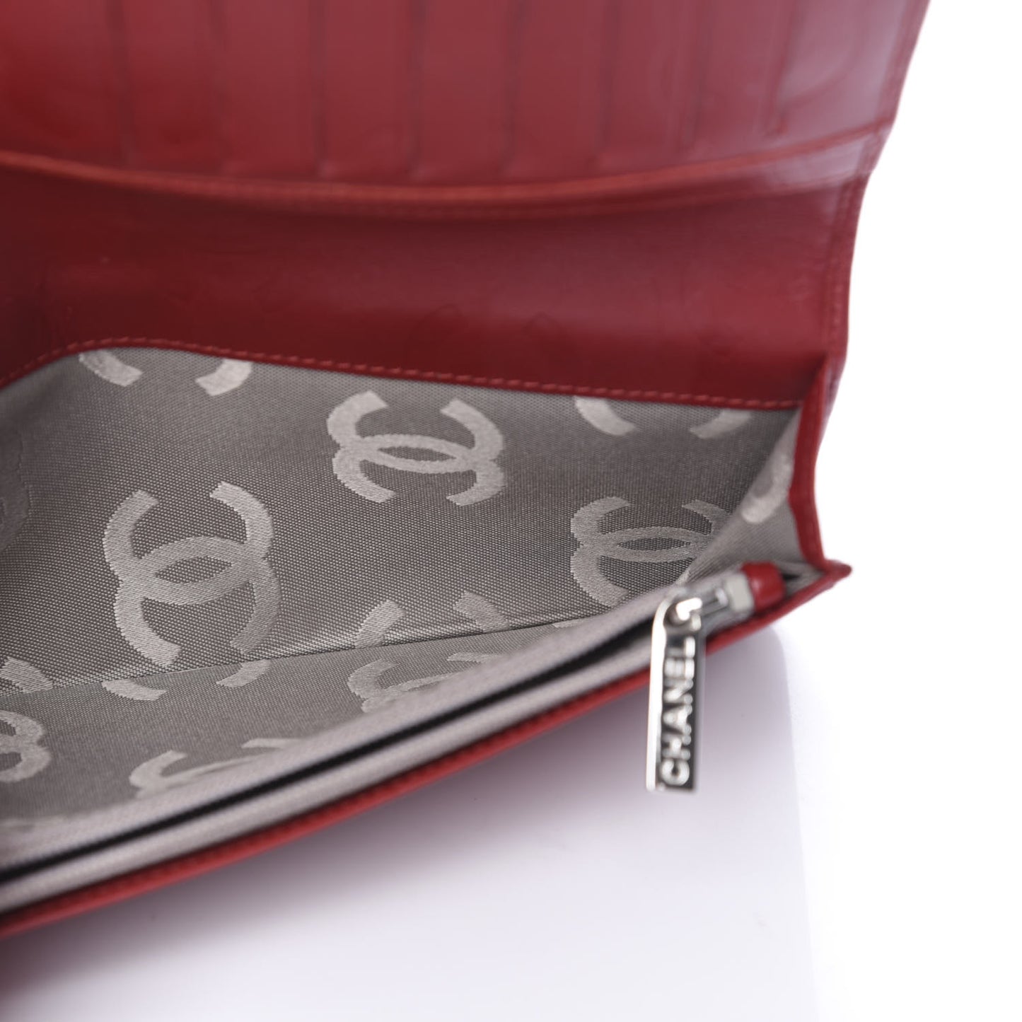 Calfskin Quilted Cambon Yen Wallet Red