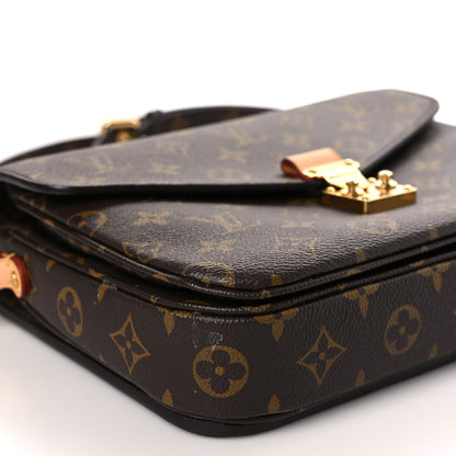 Louis Vuitton Monogram Pochette Metis 7 of 8