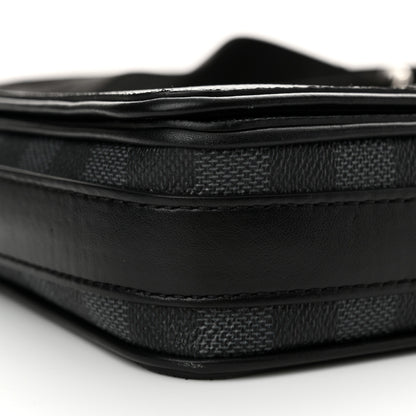 Louis Vuitton Damier Graphite 3D Studio Messenger 8 of 9