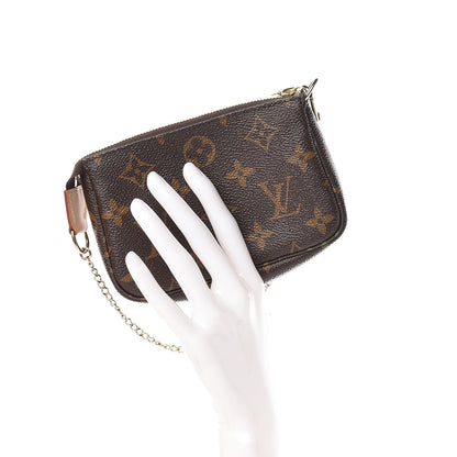 Louis Vuitton Monogram Mini Pochette Accessories 2 of 8