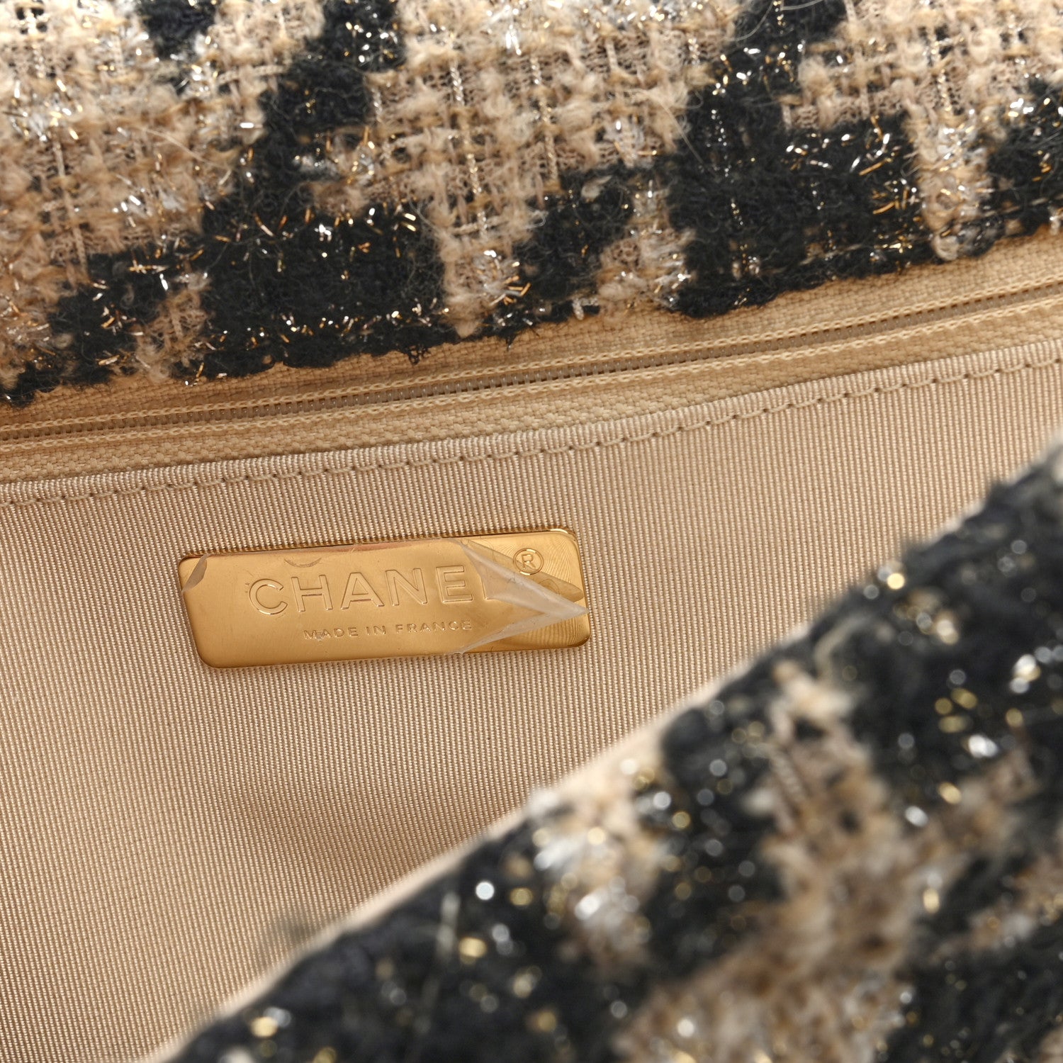 Chanel Tweed Large Chanel 19 Flap Beige Black 6 of 10