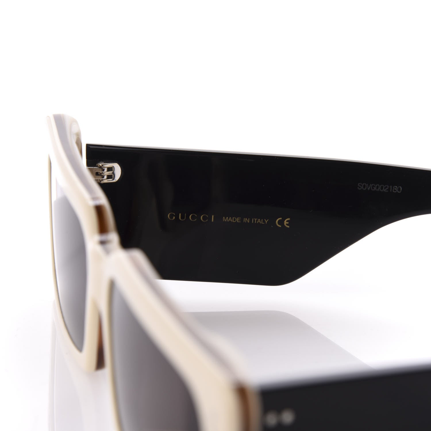 Gucci Acetate Rectangular Flap GG0543S Sunglasses White Black 5 of 9