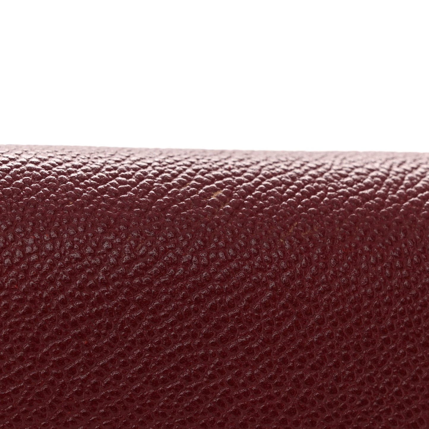Grainy Calfskin Henley Wallet On Chain Burgundy