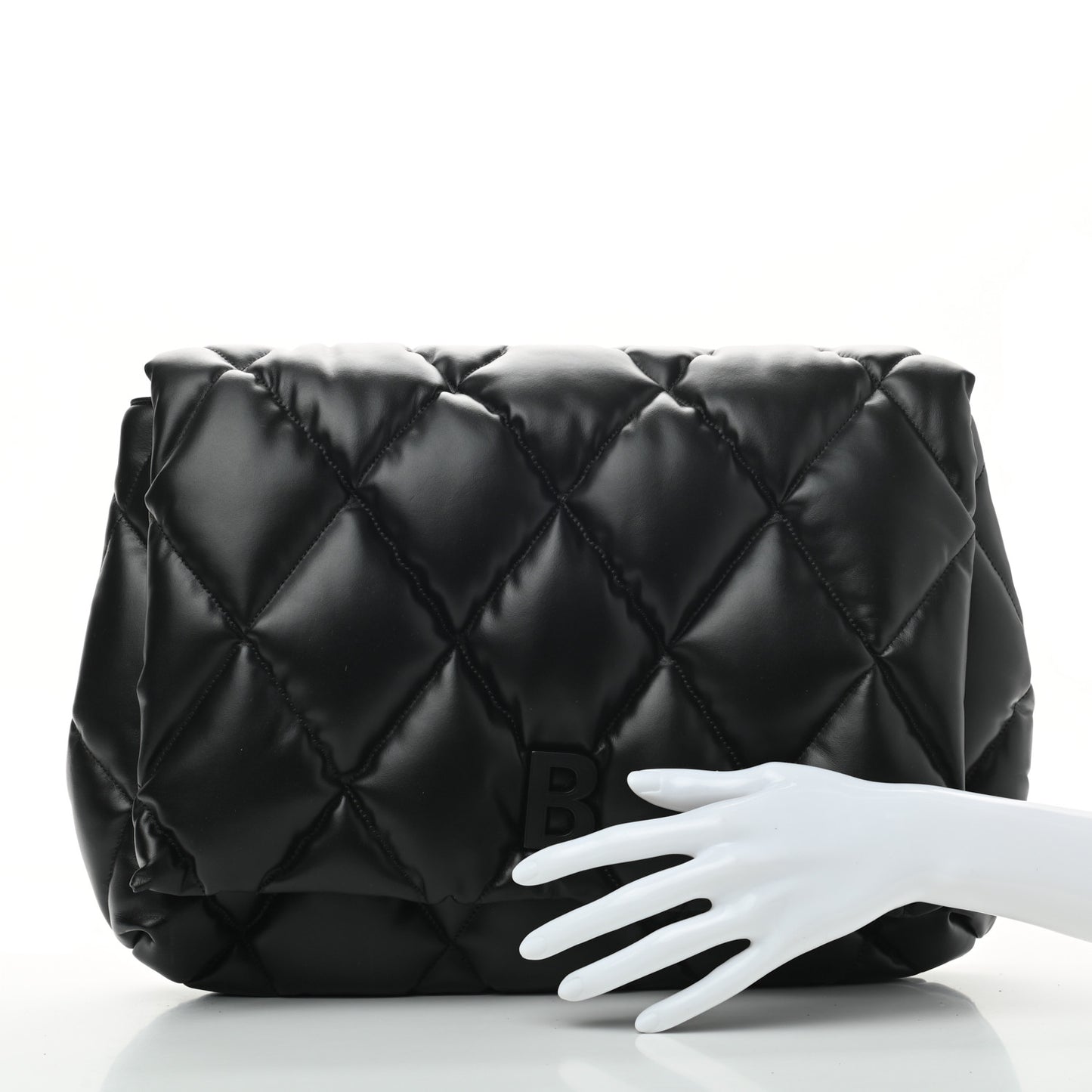Nappa Calfskin Quilted Touch B Clutch Bag Black