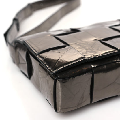Bottega Veneta Metallic Crushed Calfskin Maxi Intrecciato Cassette Crossbody Bag Anchor 8 of 9