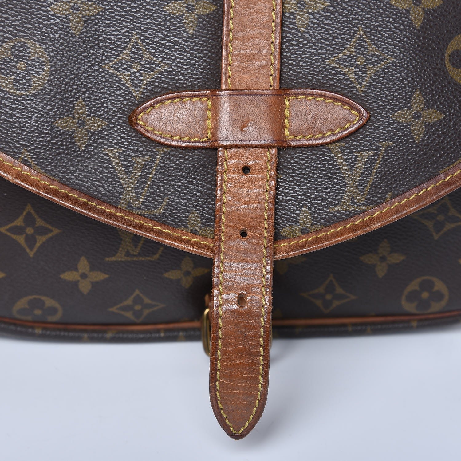 Louis Vuitton Monogram Saumur 30 11 of 18