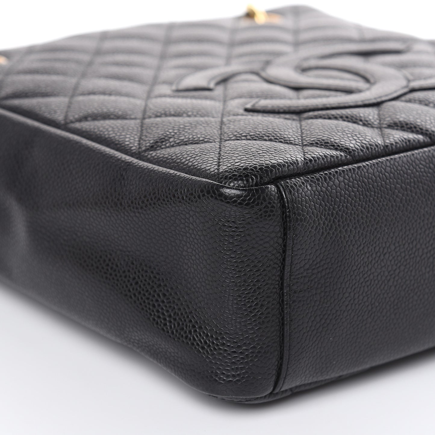 Caviar Quilted Petit Shopping Tote PST Black