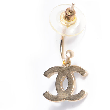Chanel Enamel CC Earrings Gold Black 4 of 5
