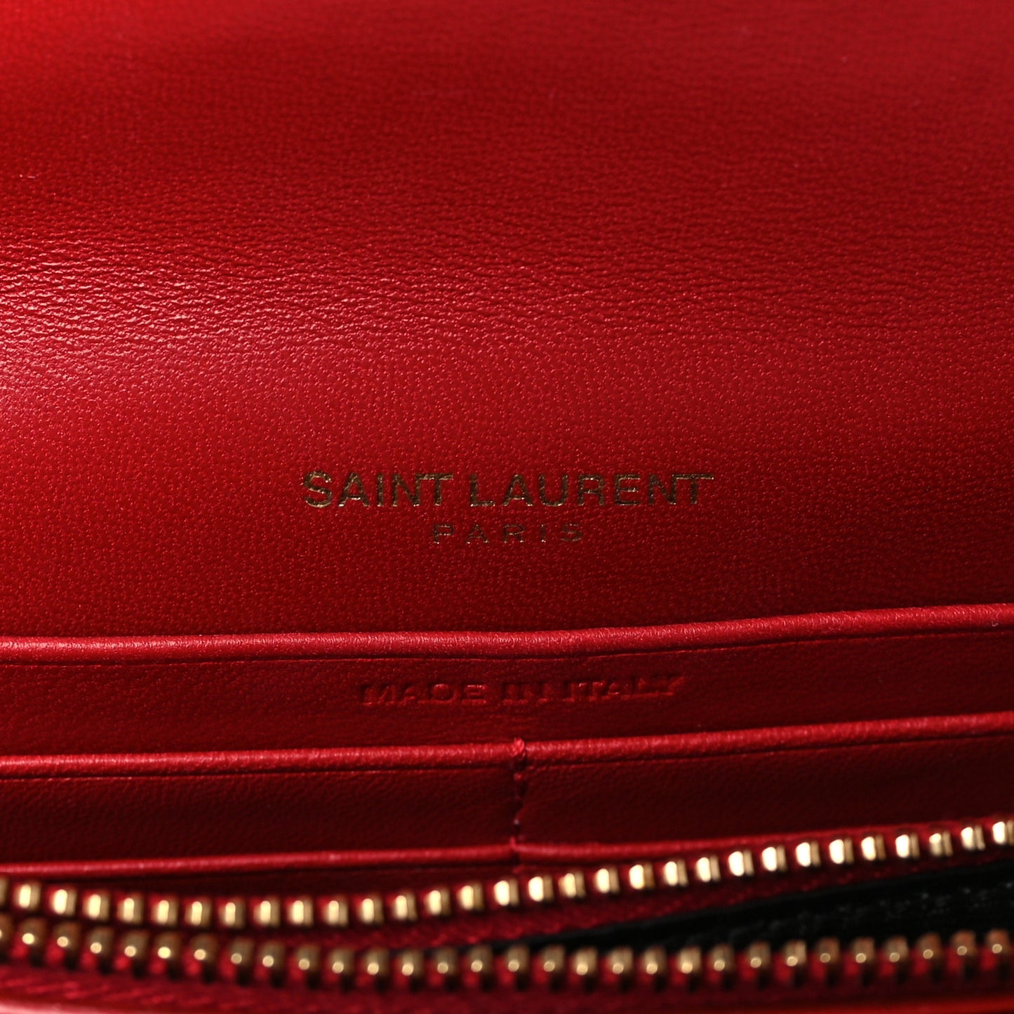 Patent Calfskin Matelasse Vicky Chain Wallet Rouge Eros